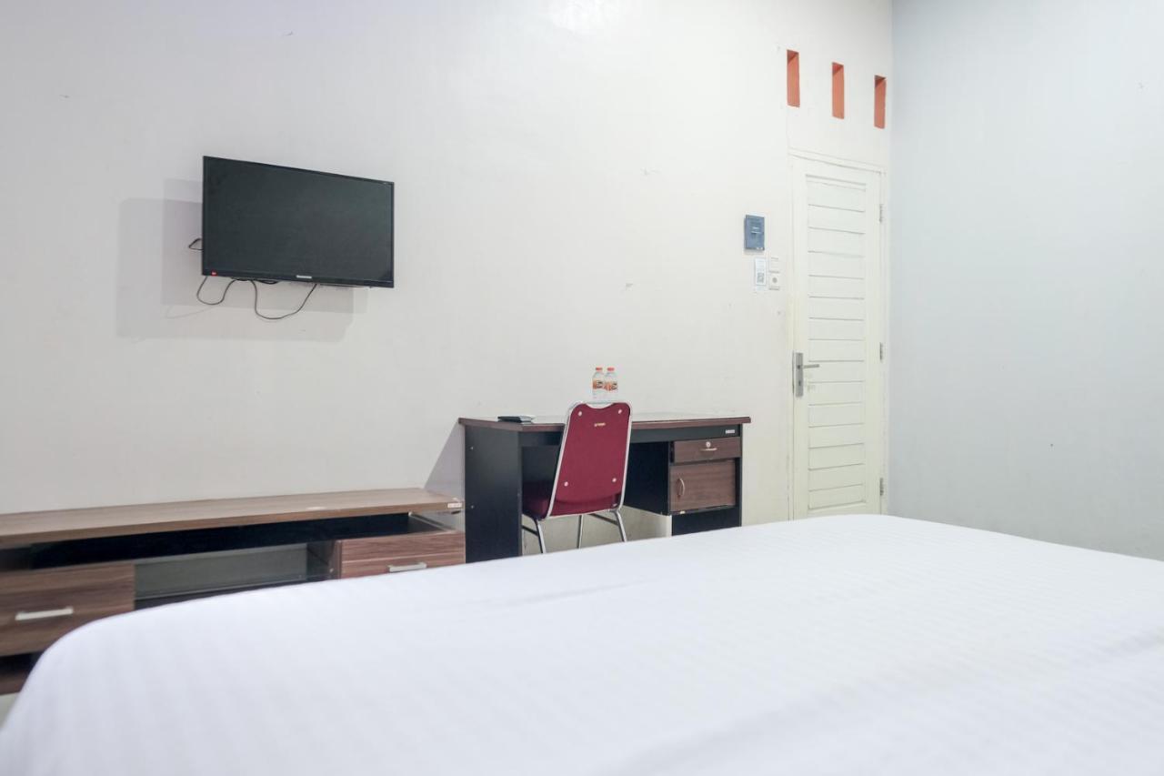 Djaboerigin Mongonsidi Guest House Redpartner Medan Exterior foto