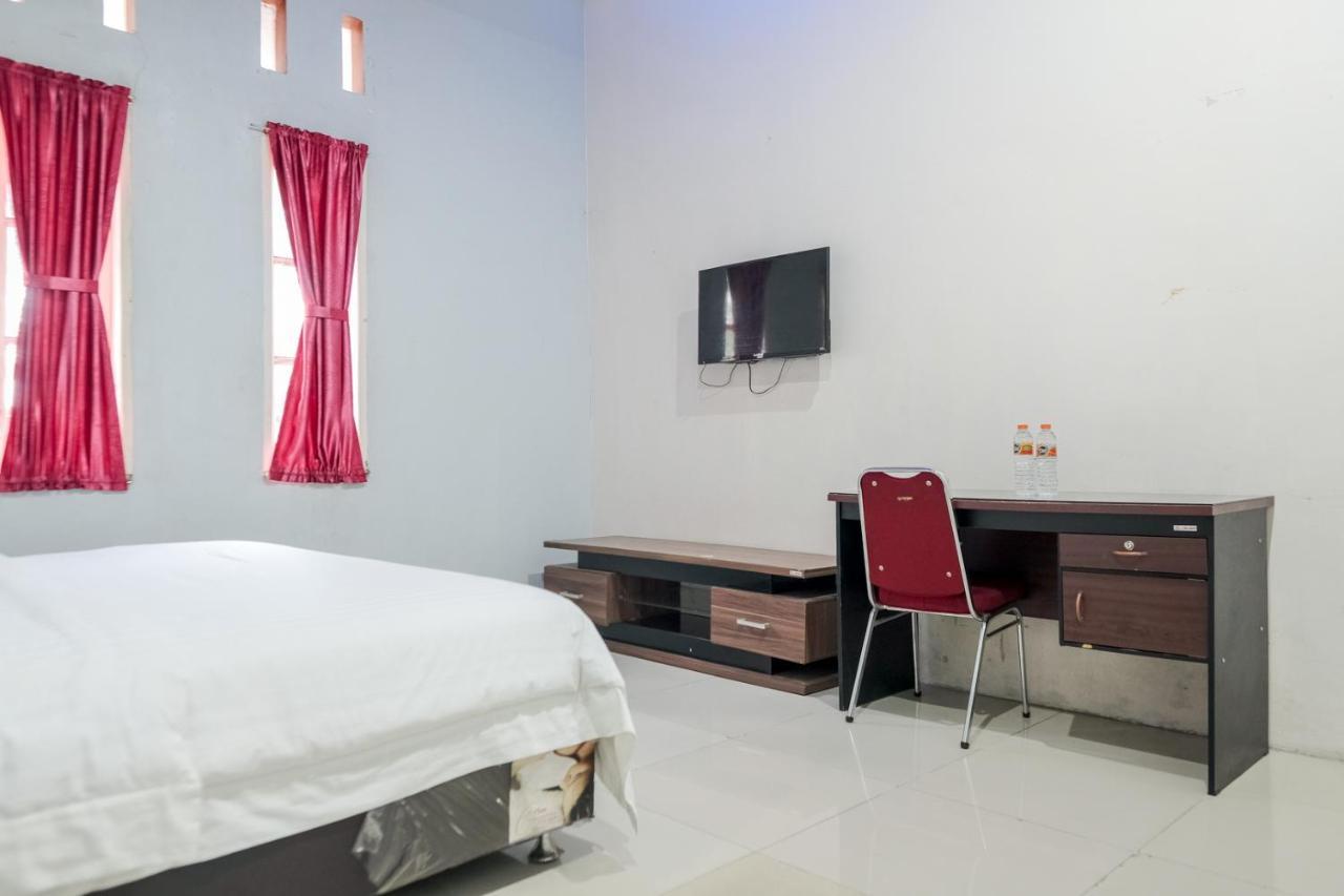 Djaboerigin Mongonsidi Guest House Redpartner Medan Exterior foto